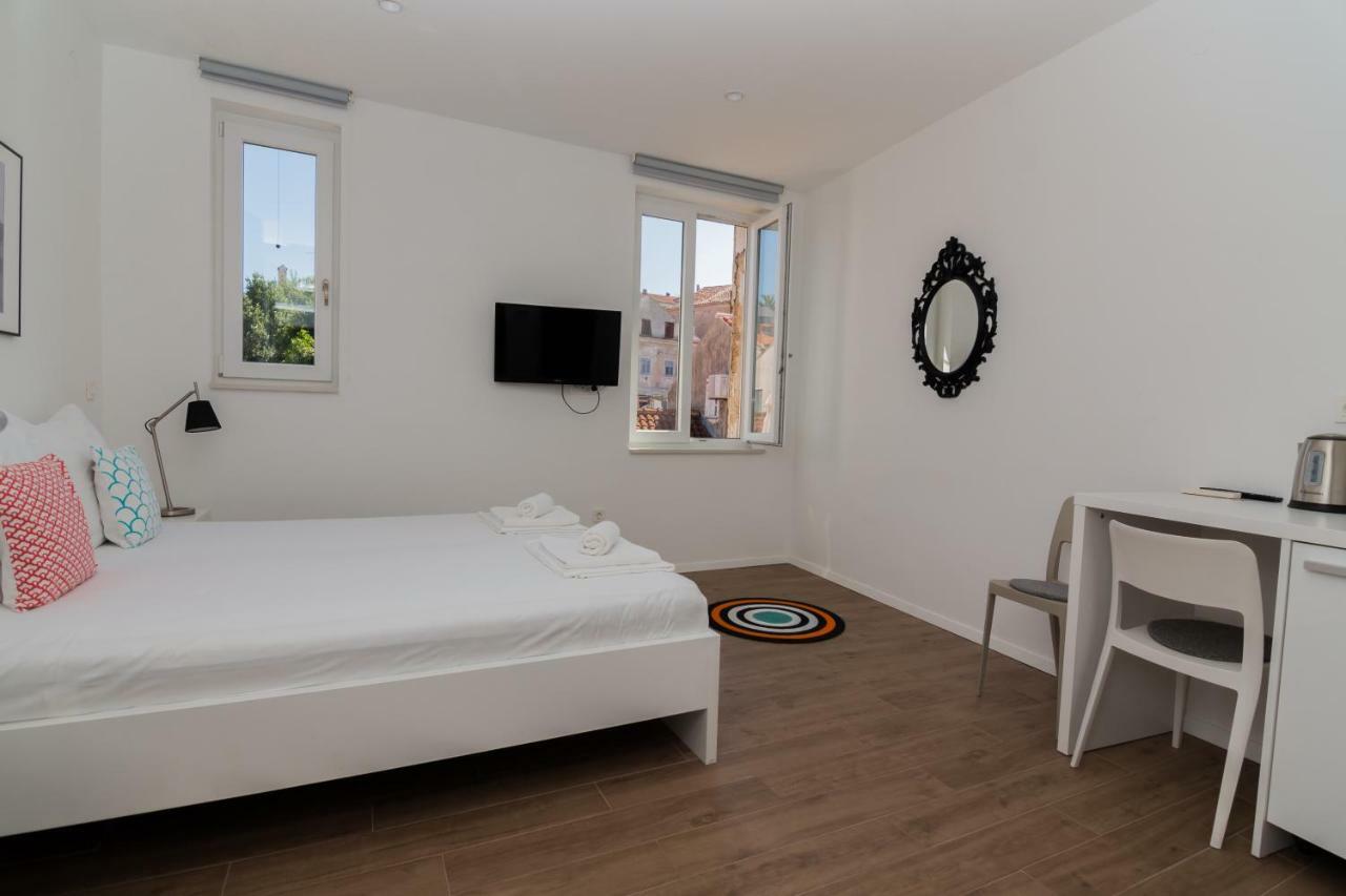 Apartments And Rooms Jospino Mali Lošinj Exterior foto
